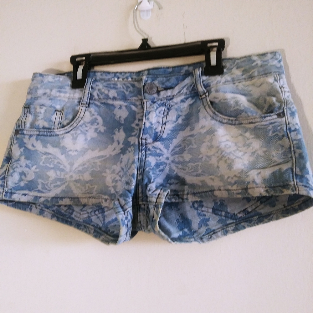 Mossimo Woman White LaceLight Blue Short Shorts 6